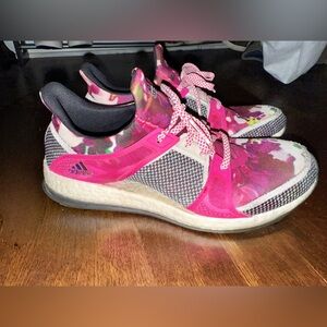 Adidas Women's Pink and Black Athletic Shoes